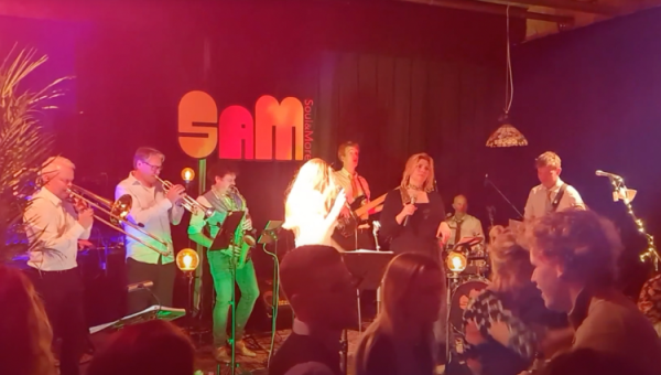 Zondag 23 maart Live Café Het Trefpunt